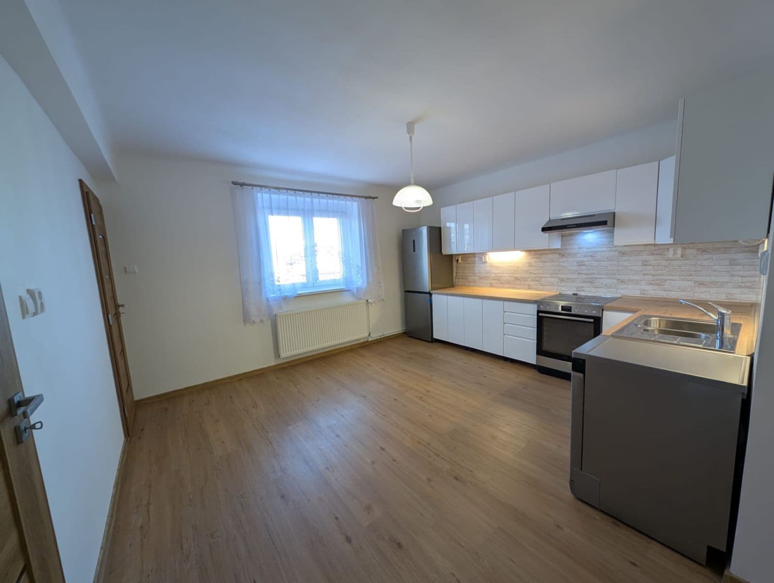 Pronájem bytu 2+1 69 m², U Třetí baterie, Praha, Praha Pronájem bytu 2+1 69 m², U Třetí baterie, Praha, Praha