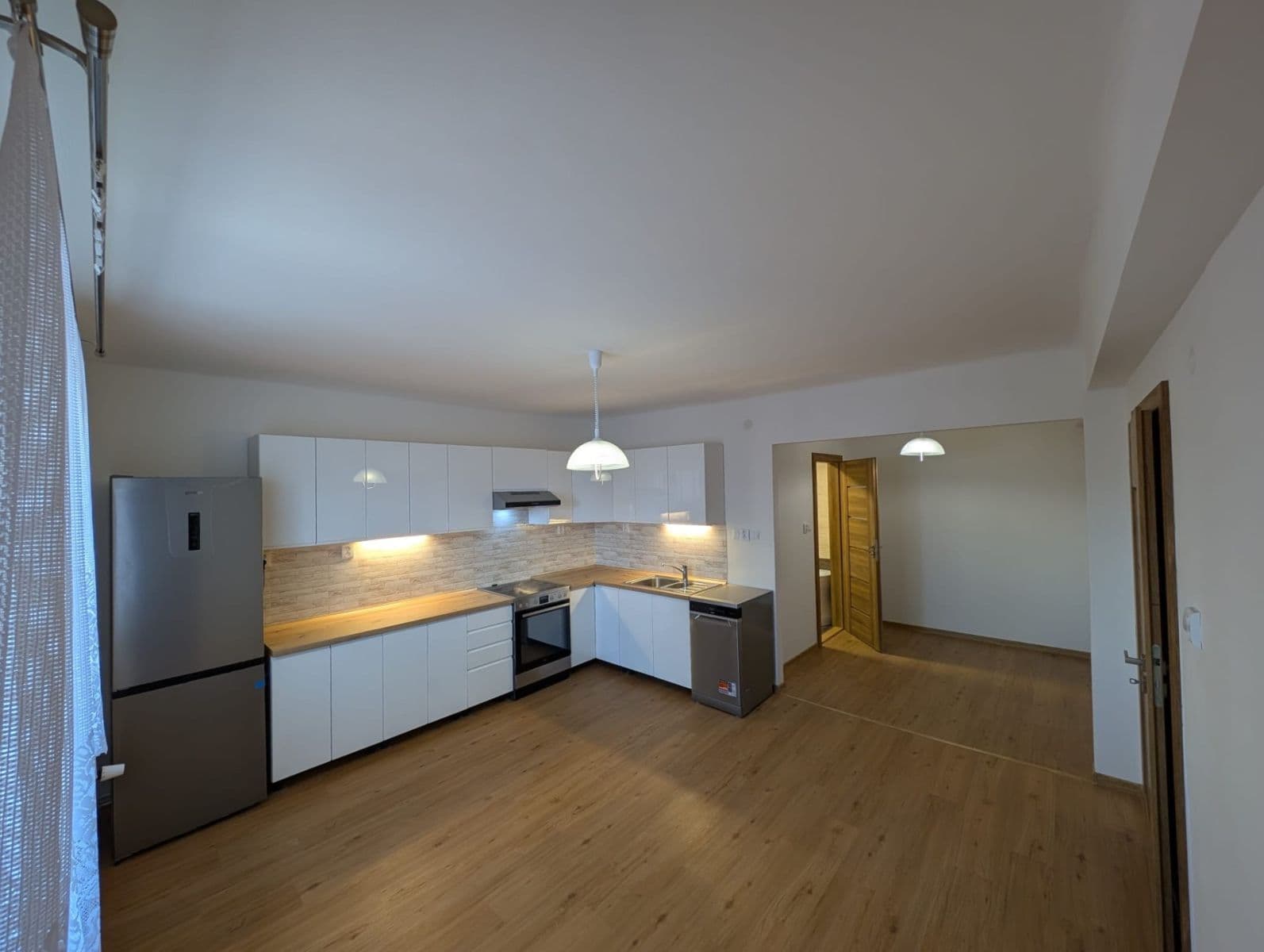 Pronájem bytu 2+1 69 m², U Třetí baterie, Praha, Praha Pronájem bytu 2+1 69 m², U Třetí baterie, Praha, Praha