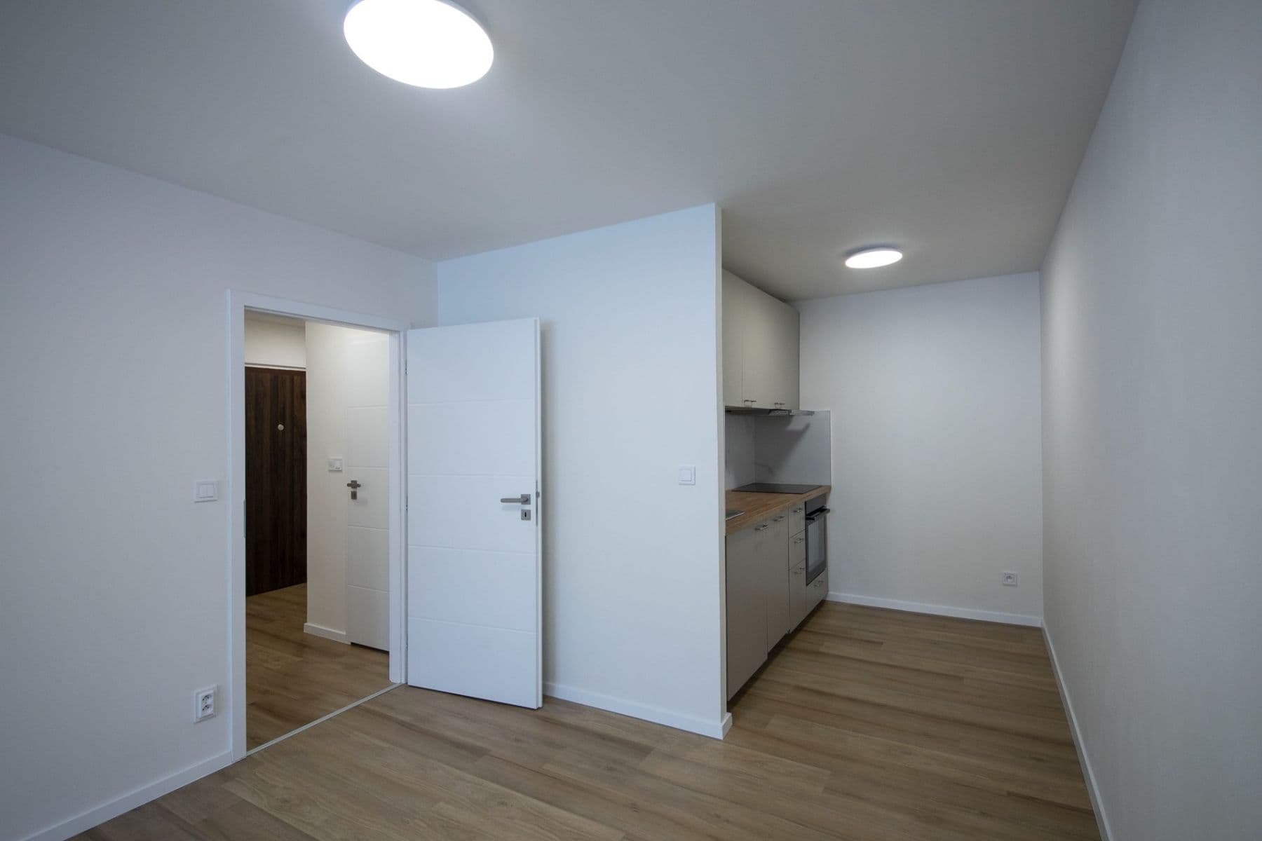 Prodej bytu 2+kk 42 m², Laudova, Praha, Praha Prodej bytu 2+kk 42 m², Laudova, Praha, Praha