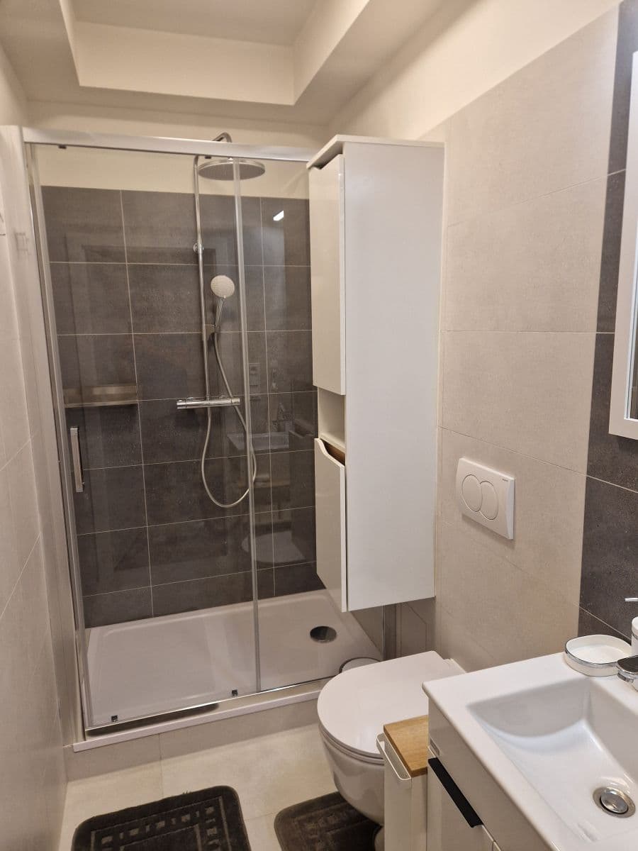 Pronájem bytu 30 m², Na mokřině, Praha, Praha Pronájem bytu 30 m², Na mokřině, Praha, Praha