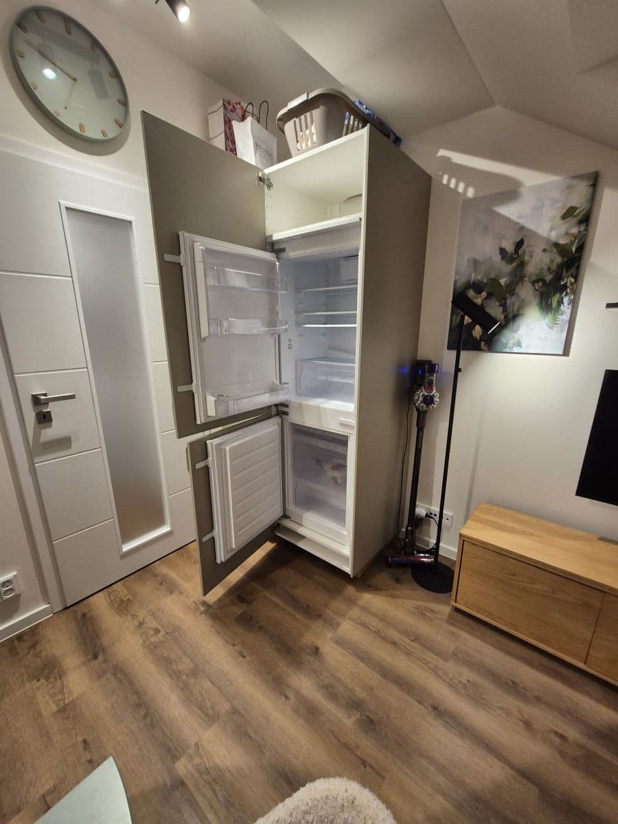 Pronájem bytu 30 m², Na mokřině, Praha, Praha Pronájem bytu 30 m², Na mokřině, Praha, Praha