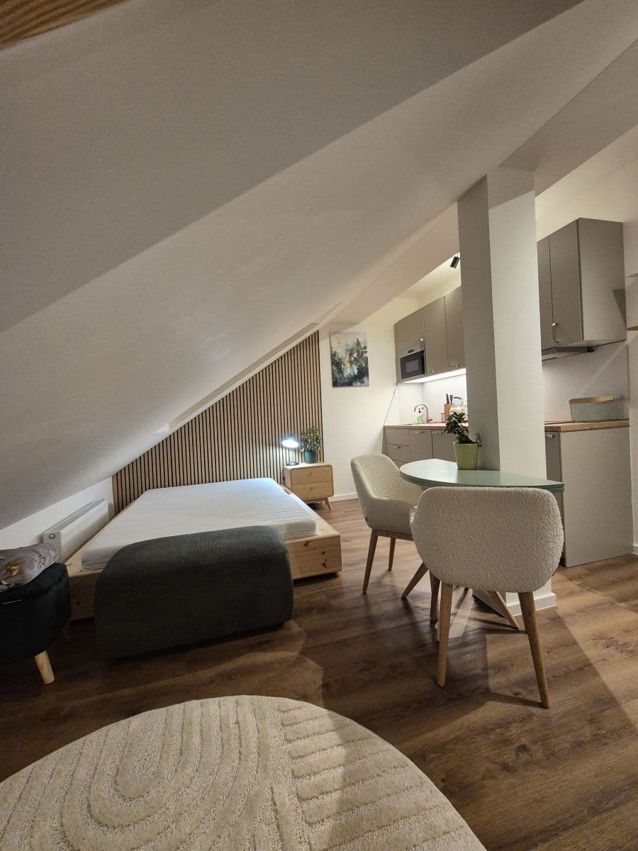 Pronájem bytu 30 m², Na mokřině, Praha, Praha Pronájem bytu 30 m², Na mokřině, Praha, Praha