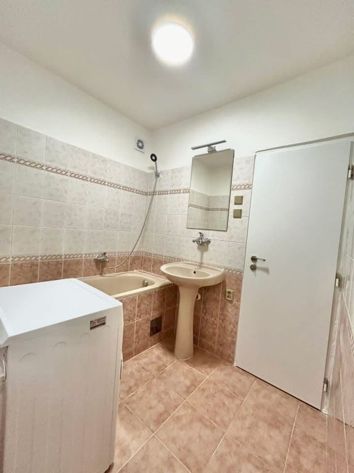 Pronájem bytu 2+1 79 m², Pod Vrstevnicí, Praha, Praha Pronájem bytu 2+1 79 m², Pod Vrstevnicí, Praha, Praha