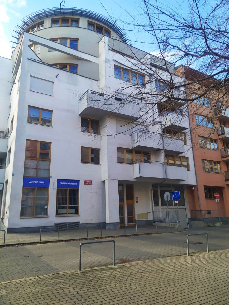 Pronájem garáže 15 m², Randova, Praha, Praha Pronájem garáže 15 m², Randova, Praha, Praha
