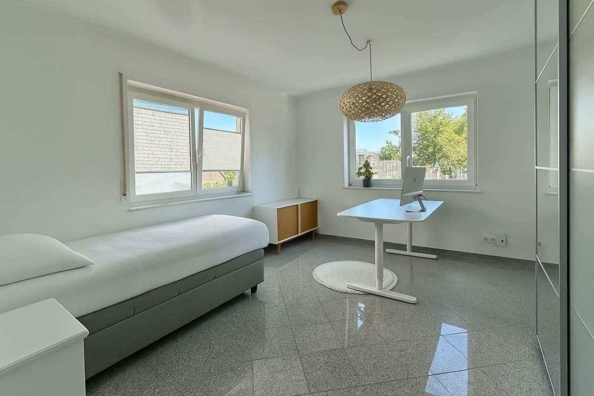 Prodej domu 280 m², pozemek 1.006 m², Neu-Isenburg, Hessen Prodej domu 280 m², pozemek 1.006 m², Neu-Isenburg, Hessen