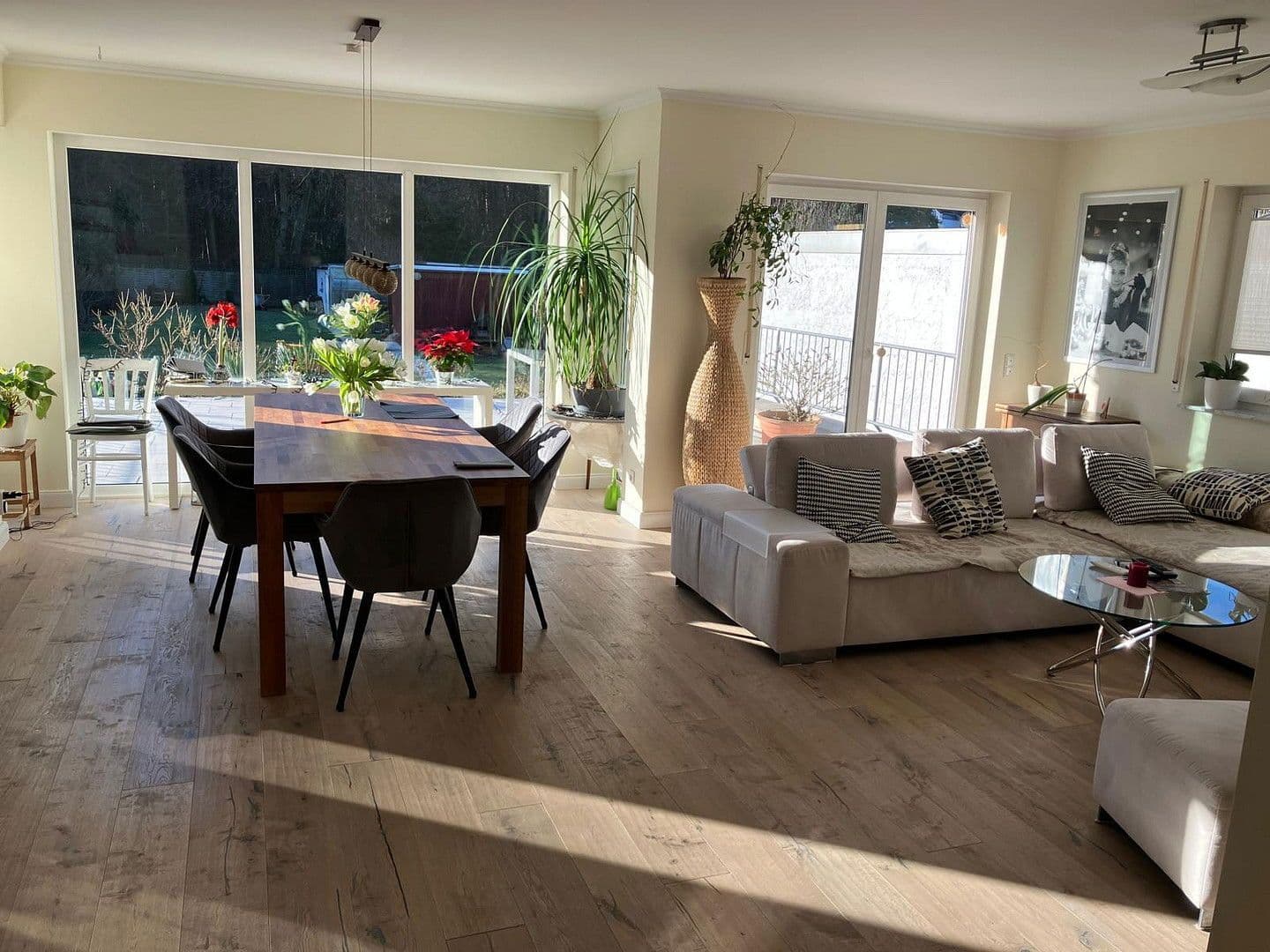 Prodej domu 280 m², pozemek 1.006 m², Neu-Isenburg, Hessen Prodej domu 280 m², pozemek 1.006 m², Neu-Isenburg, Hessen