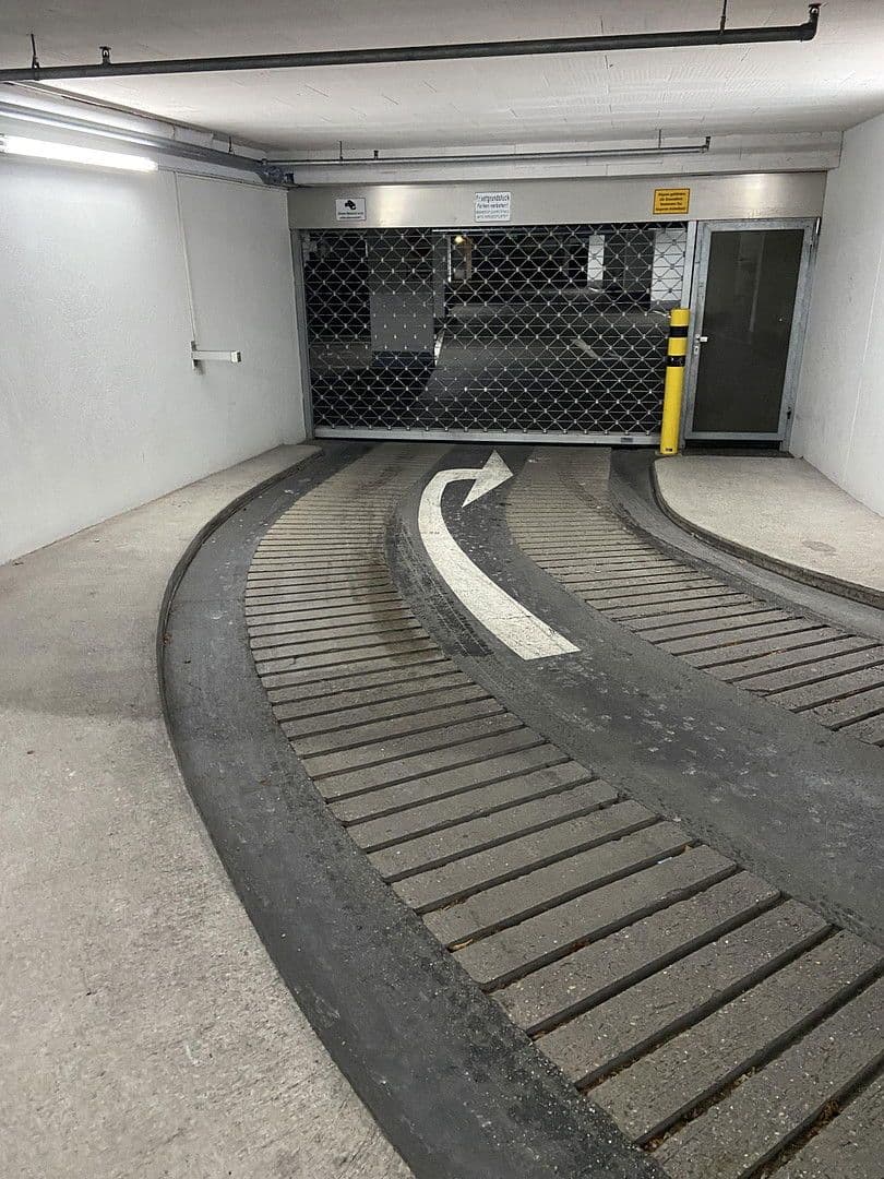 Pronájem garáže, Rosenstein Straße 27-31, Stuttgart Nord, Bádensko-Württembersko Pronájem garáže, Rosenstein Straße 27-31, Stuttgart Nord, Bádensko-Württembersko