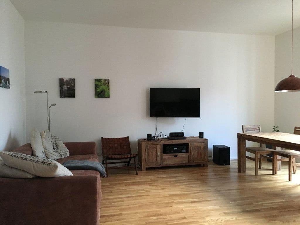 Prodej bytu 3+1 89 m², Berlin, Berlín Prodej bytu 3+1 89 m², Berlin, Berlín