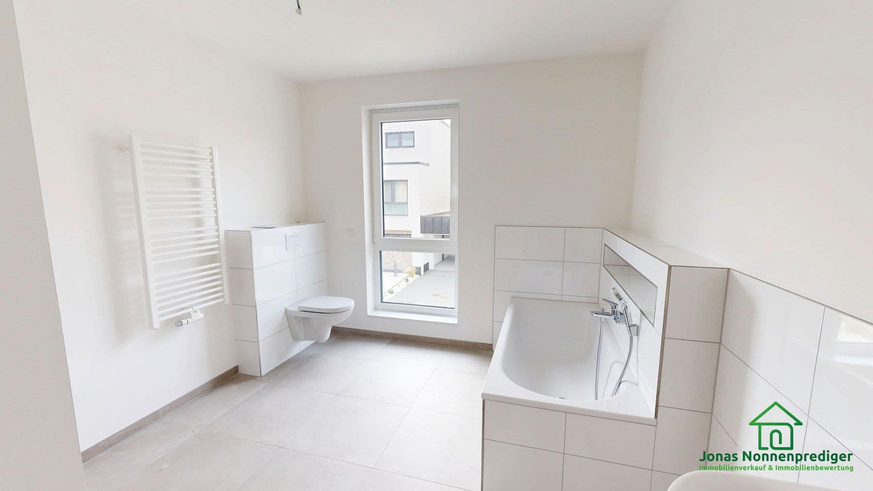 Prodej domu 144 m², pozemek 337 m², Kühls Acker 18, Schwerin, Mecklenburg-Vorpommern Prodej domu 144 m², pozemek 337 m², Kühls Acker 18, Schwerin, Mecklenburg-Vorpommern