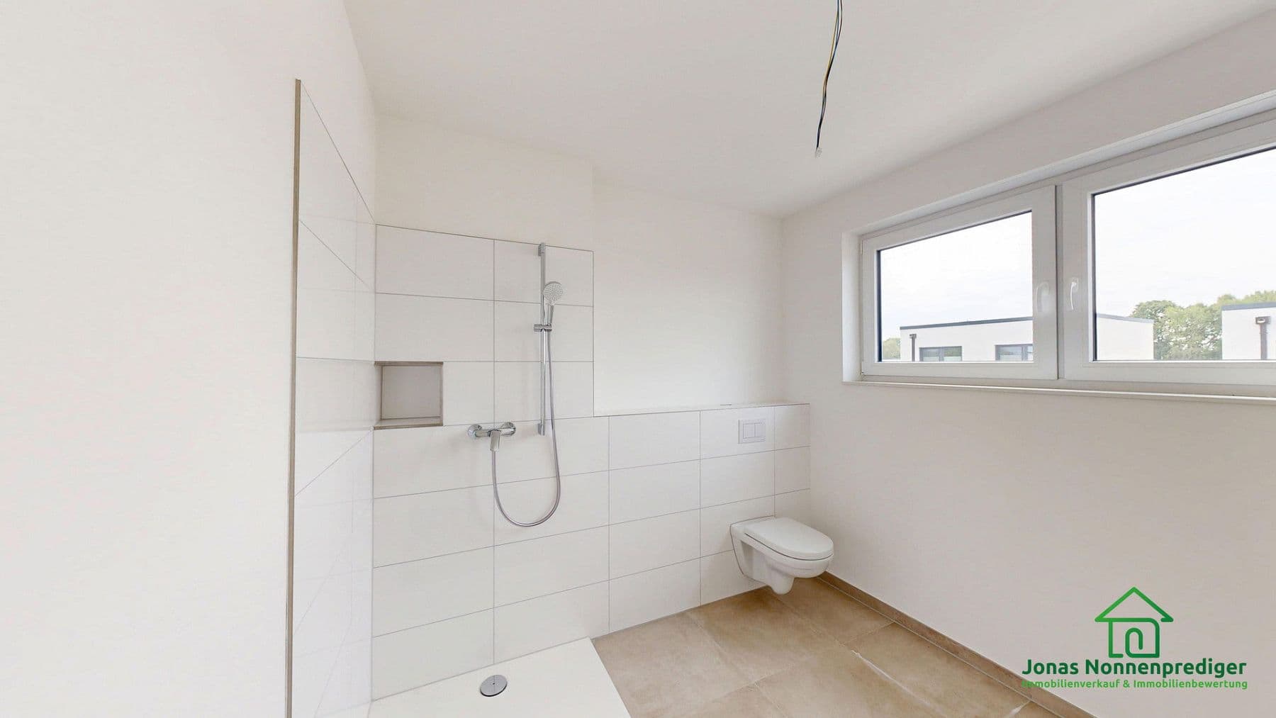 Prodej domu 144 m², pozemek 337 m², Kühls Acker 18, Schwerin, Mecklenburg-Vorpommern Prodej domu 144 m², pozemek 337 m², Kühls Acker 18, Schwerin, Mecklenburg-Vorpommern