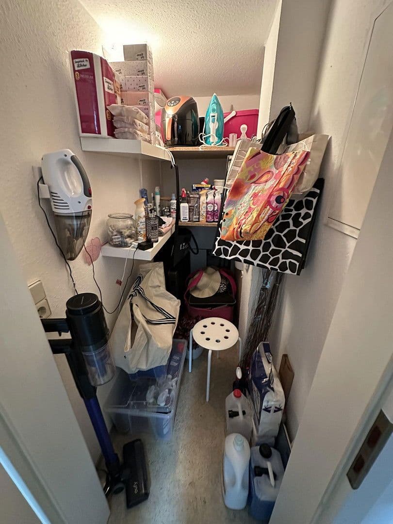 Pronájem bytu 2+1 50 m², Fliederweg 24, Zellingen, Bavorsko Pronájem bytu 2+1 50 m², Fliederweg 24, Zellingen, Bavorsko