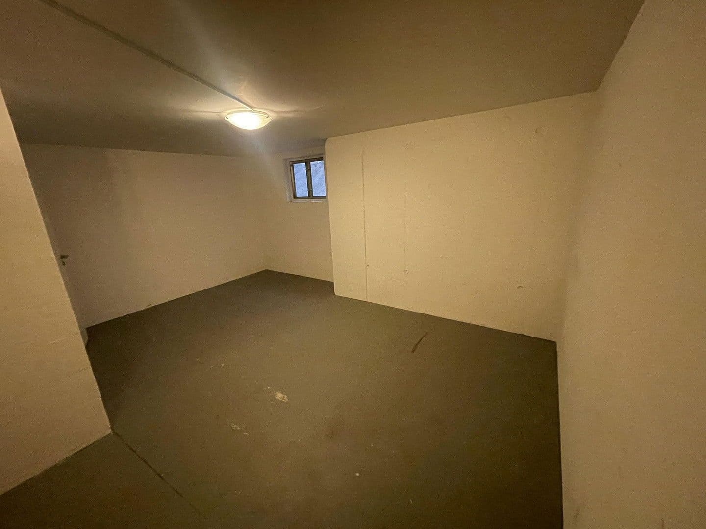 Prodej domu 139 m², pozemek 222 m², Mainz, Porýní-Falc Prodej domu 139 m², pozemek 222 m², Mainz, Porýní-Falc