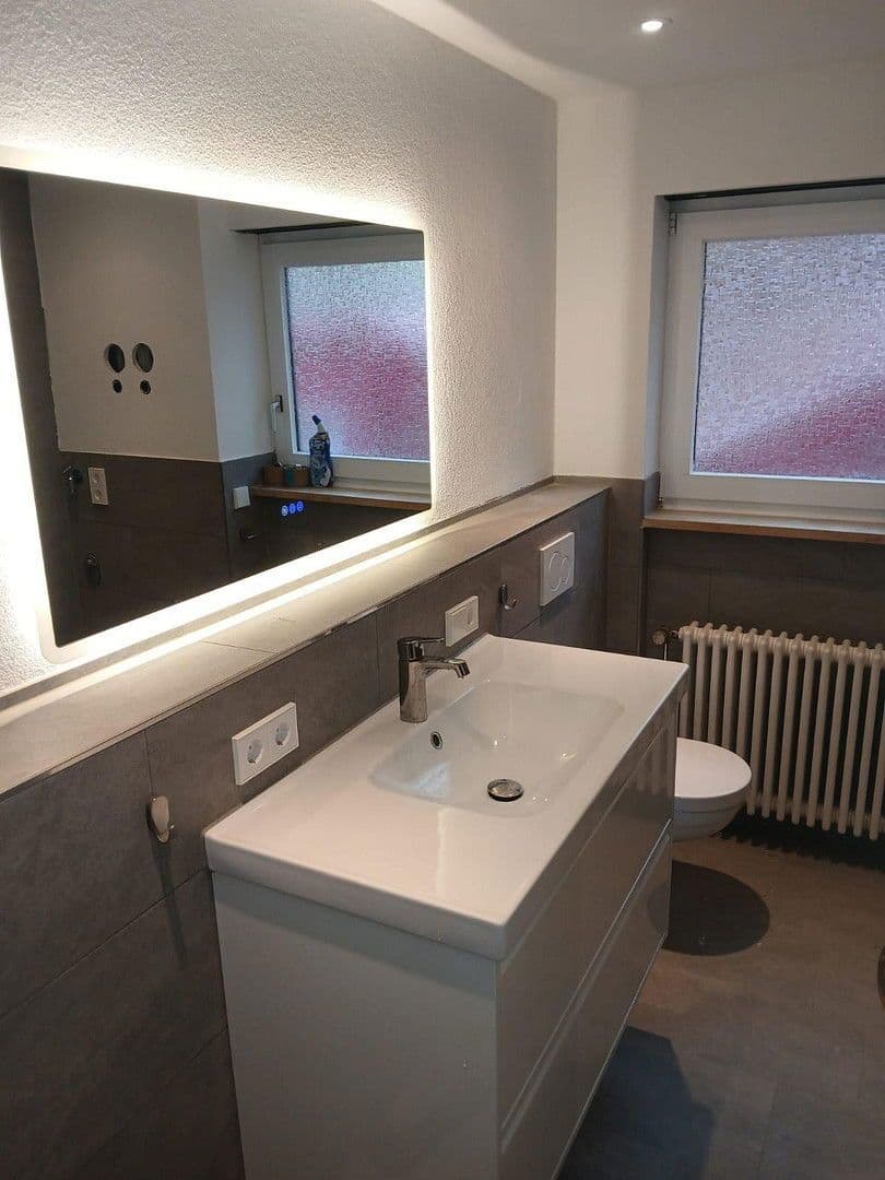 Pronájem bytu 3+1 104 m², Dürleberg 14, Freiburg, Bádensko-Württembersko Pronájem bytu 3+1 104 m², Dürleberg 14, Freiburg, Bádensko-Württembersko