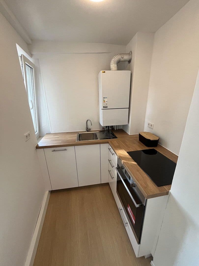 Pronájem bytu 2+1 45 m², Webersplatz 5, Nürnberg, Bavorsko Pronájem bytu 2+1 45 m², Webersplatz 5, Nürnberg, Bavorsko