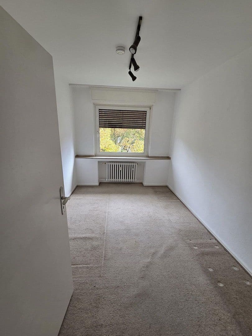 Pronájem bytu 3+1 63 m², Brandsheide 13, Mülheim (Ruhr), Severní Porýní-Vestfálsko Pronájem bytu 3+1 63 m², Brandsheide 13, Mülheim (Ruhr), Severní Porýní-Vestfálsko