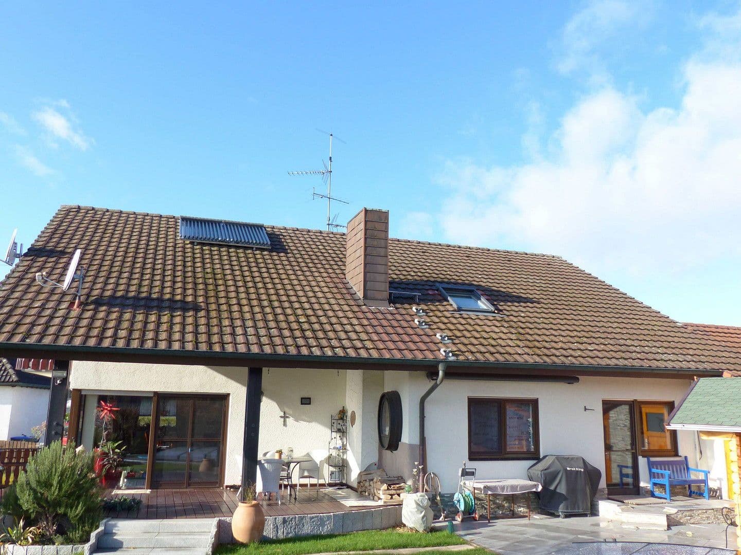 Prodej domu 283 m², pozemek 709 m², Neuenburg am Rhein, Bádensko-Württembersko Prodej domu 283 m², pozemek 709 m², Neuenburg am Rhein, Bádensko-Württembersko