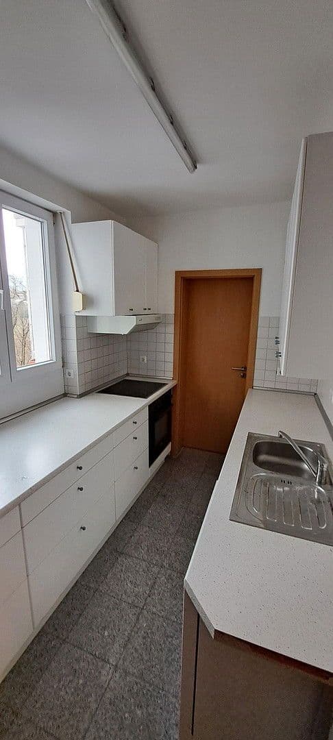 Pronájem bytu 3+1 68 m², Rathenaustr., Stuttgart, Bádensko-Württembersko Pronájem bytu 3+1 68 m², Rathenaustr., Stuttgart, Bádensko-Württembersko