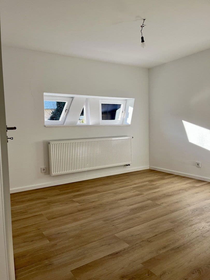 Pronájem bytu 4+kk 122 m², Butzbach, Hessen Pronájem bytu 4+kk 122 m², Butzbach, Hessen