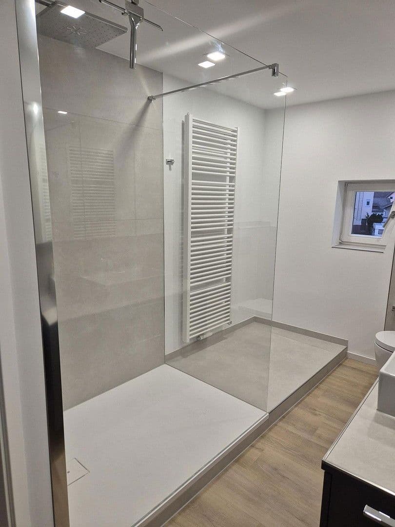 Pronájem bytu 4+kk 122 m², Butzbach, Hessen Pronájem bytu 4+kk 122 m², Butzbach, Hessen