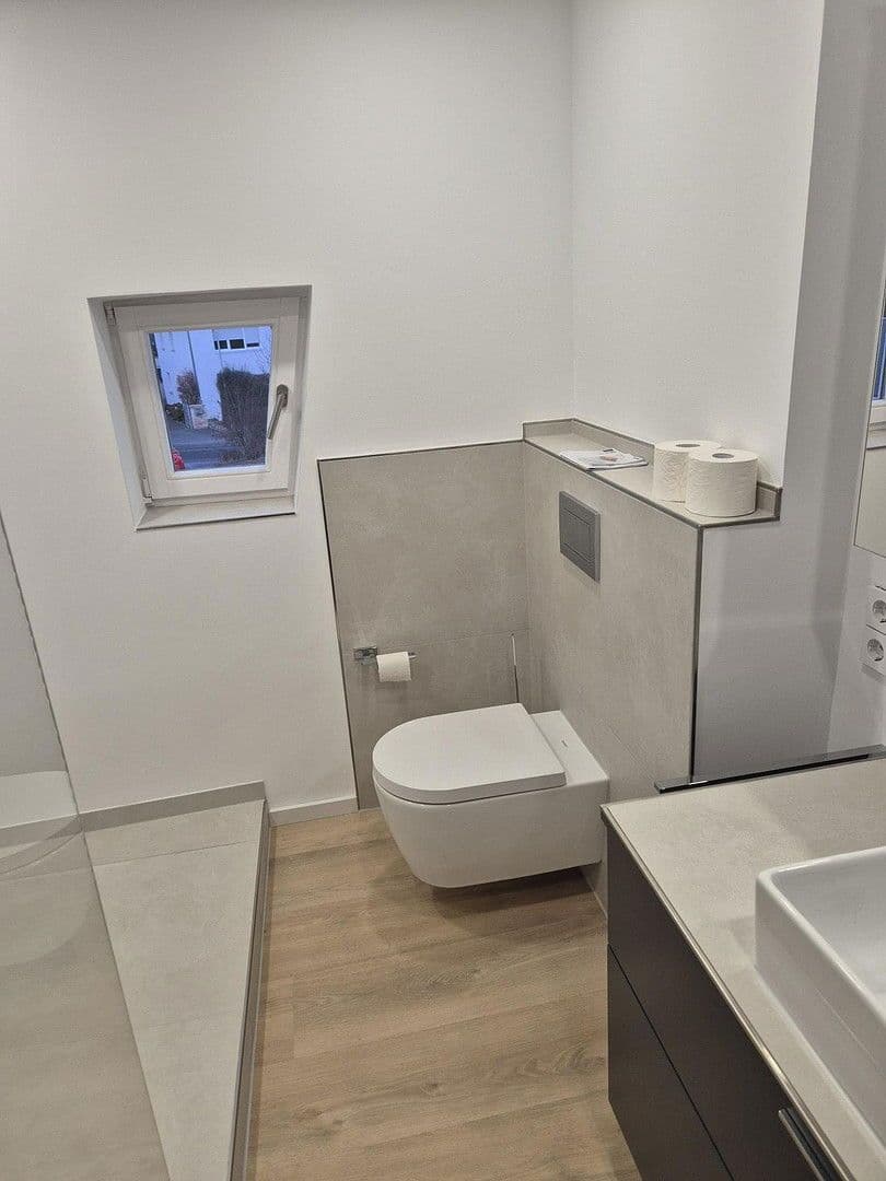 Pronájem bytu 4+kk 122 m², Butzbach, Hessen Pronájem bytu 4+kk 122 m², Butzbach, Hessen