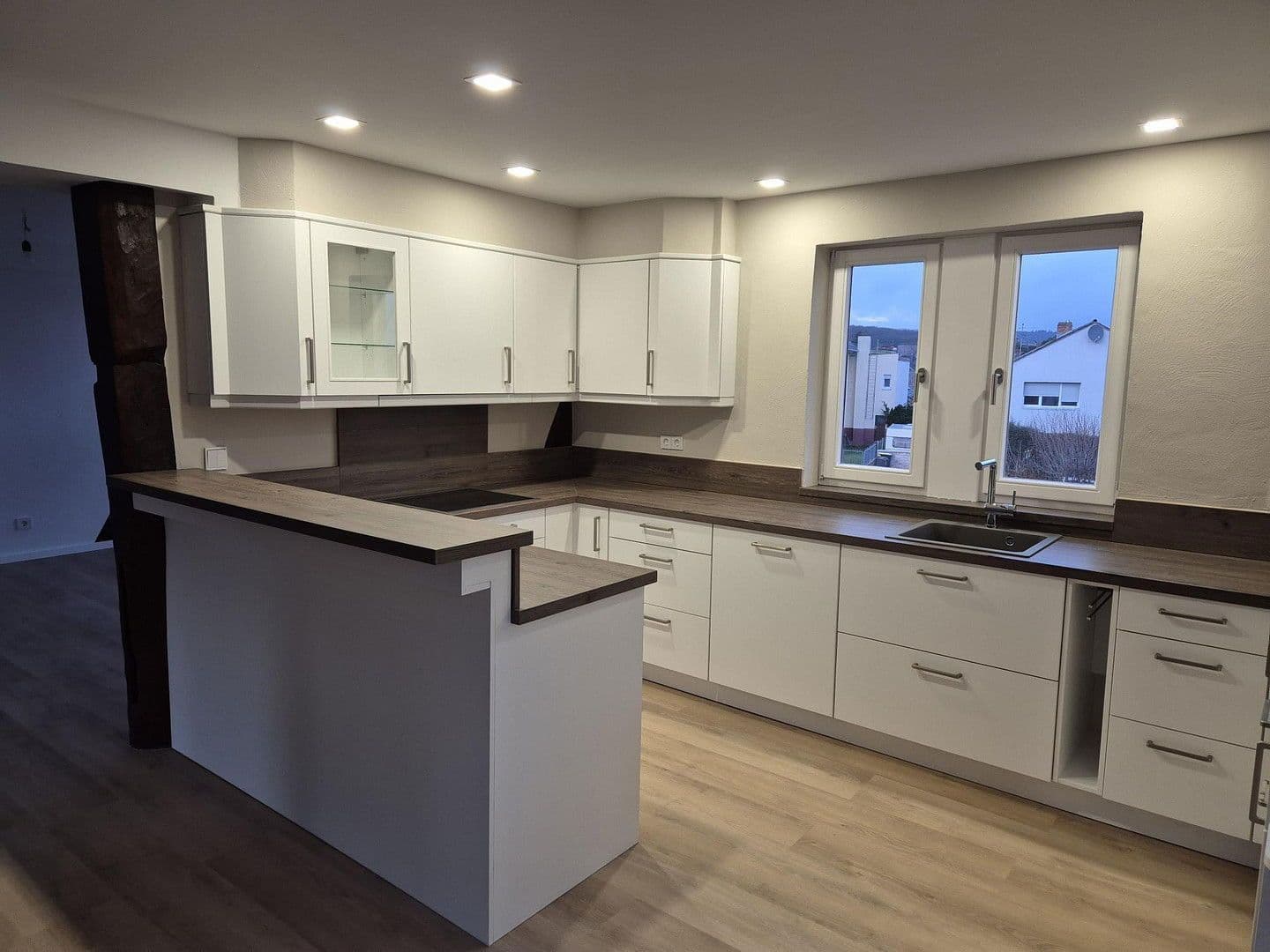 Pronájem bytu 4+kk 122 m², Butzbach, Hessen Pronájem bytu 4+kk 122 m², Butzbach, Hessen