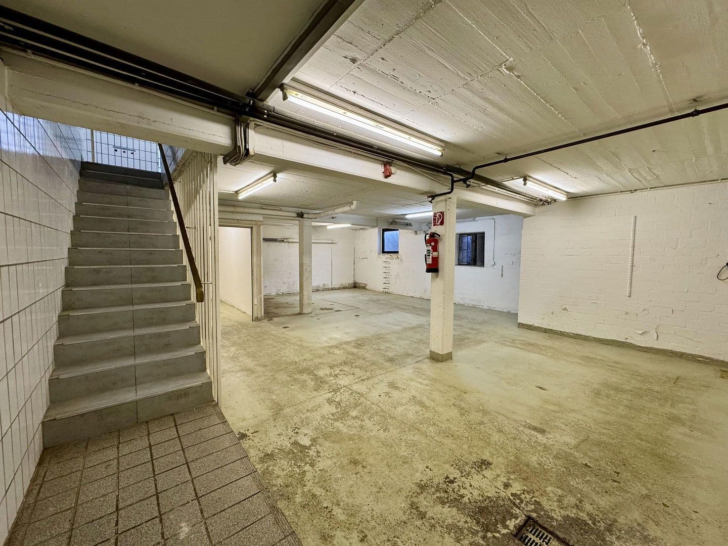 Pronájem nebytového prostoru 260 m², Bochumer Straße 36, Essen, Severní Porýní-Vestfálsko Pronájem nebytového prostoru 260 m², Bochumer Straße 36, Essen, Severní Porýní-Vestfálsko