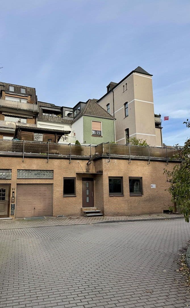 Pronájem nebytového prostoru 260 m², Bochumer Straße 36, Essen, Severní Porýní-Vestfálsko Pronájem nebytového prostoru 260 m², Bochumer Straße 36, Essen, Severní Porýní-Vestfálsko