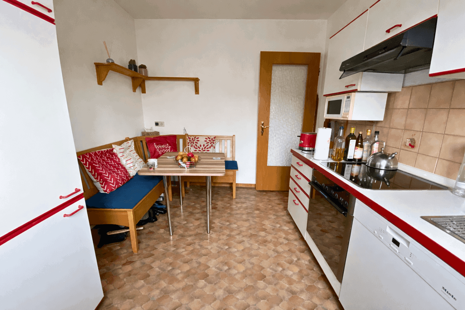 Pronájem bytu 2+1 53 m², Freihofstrasse 89, Göppingen, Bádensko-Württembersko Pronájem bytu 2+1 53 m², Freihofstrasse 89, Göppingen, Bádensko-Württembersko