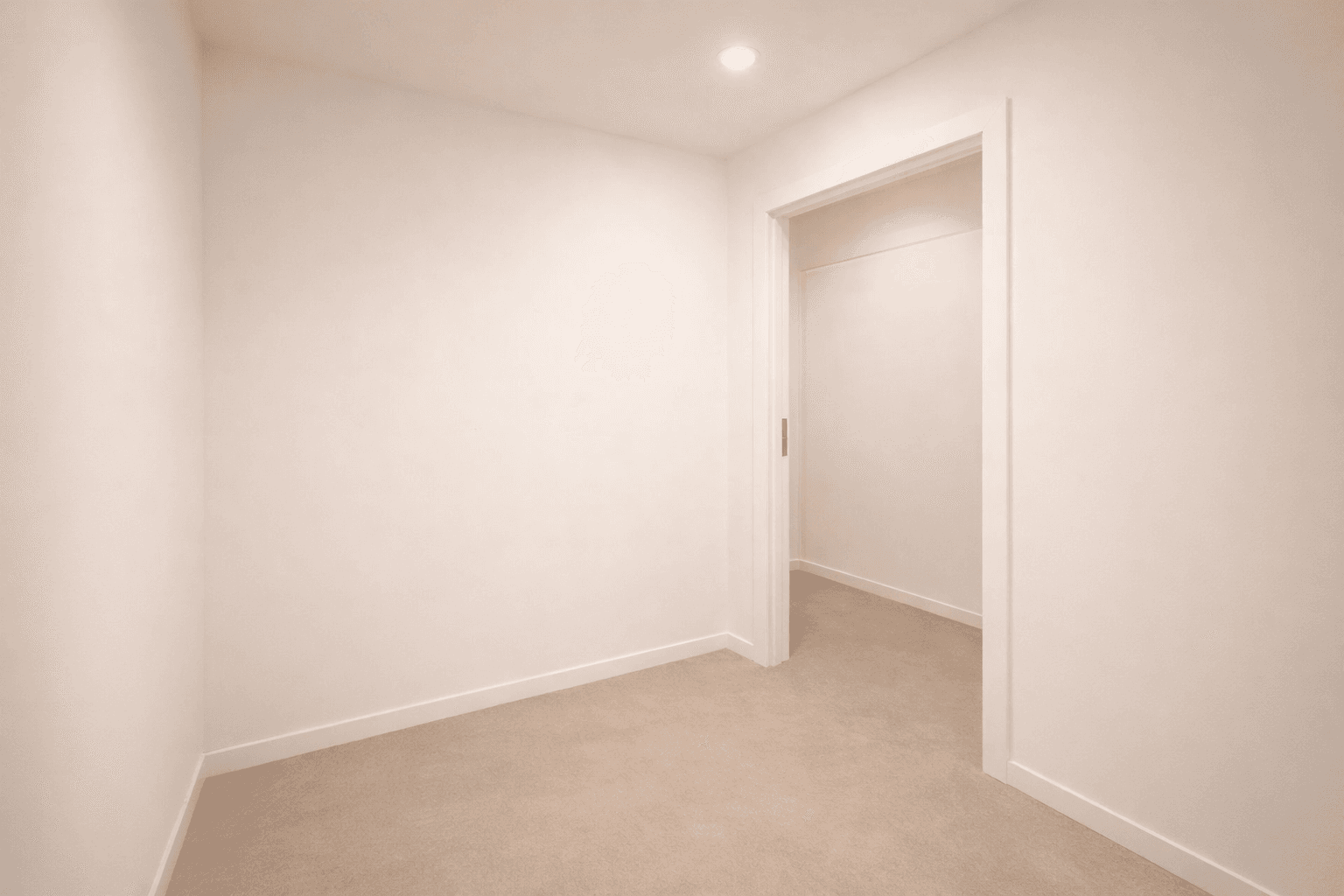 Prodej bytu 3+1 33 m², Fehrbellin, Braniborsko Prodej bytu 3+1 33 m², Fehrbellin, Braniborsko