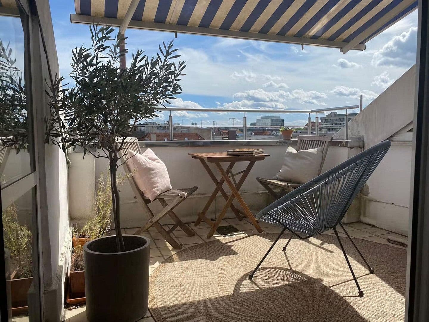 Pronájem bytu 2+1 60 m², München, Bavorsko Pronájem bytu 2+1 60 m², München, Bavorsko