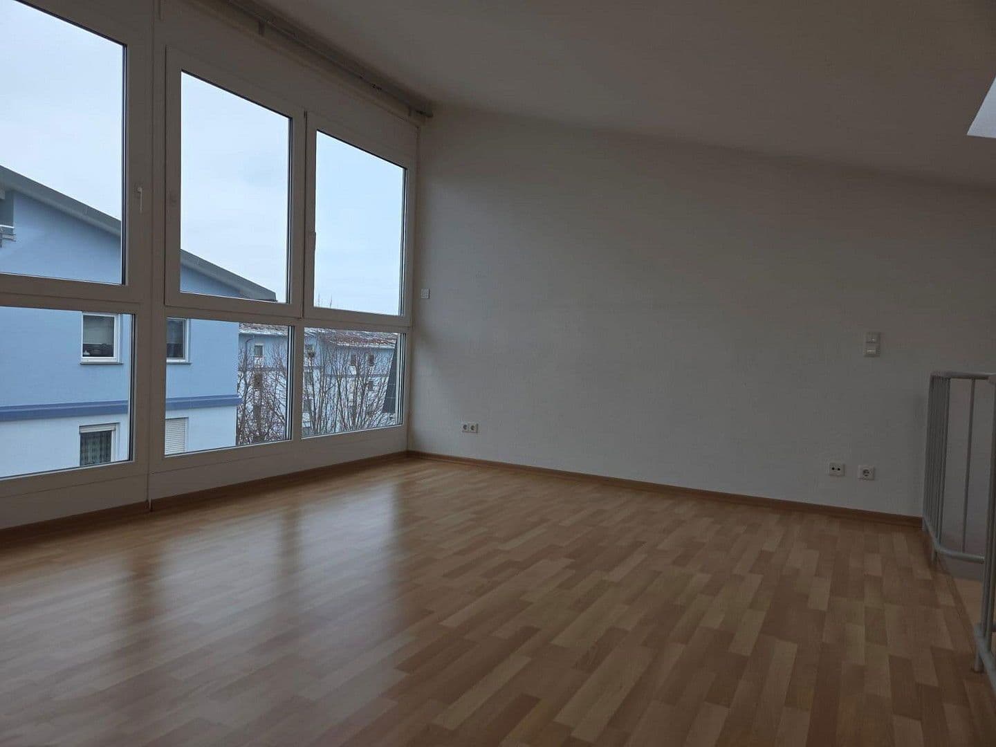 Pronájem bytu 3+kk 93 m², Ludwigsburg, Bádensko-Württembersko Pronájem bytu 3+kk 93 m², Ludwigsburg, Bádensko-Württembersko