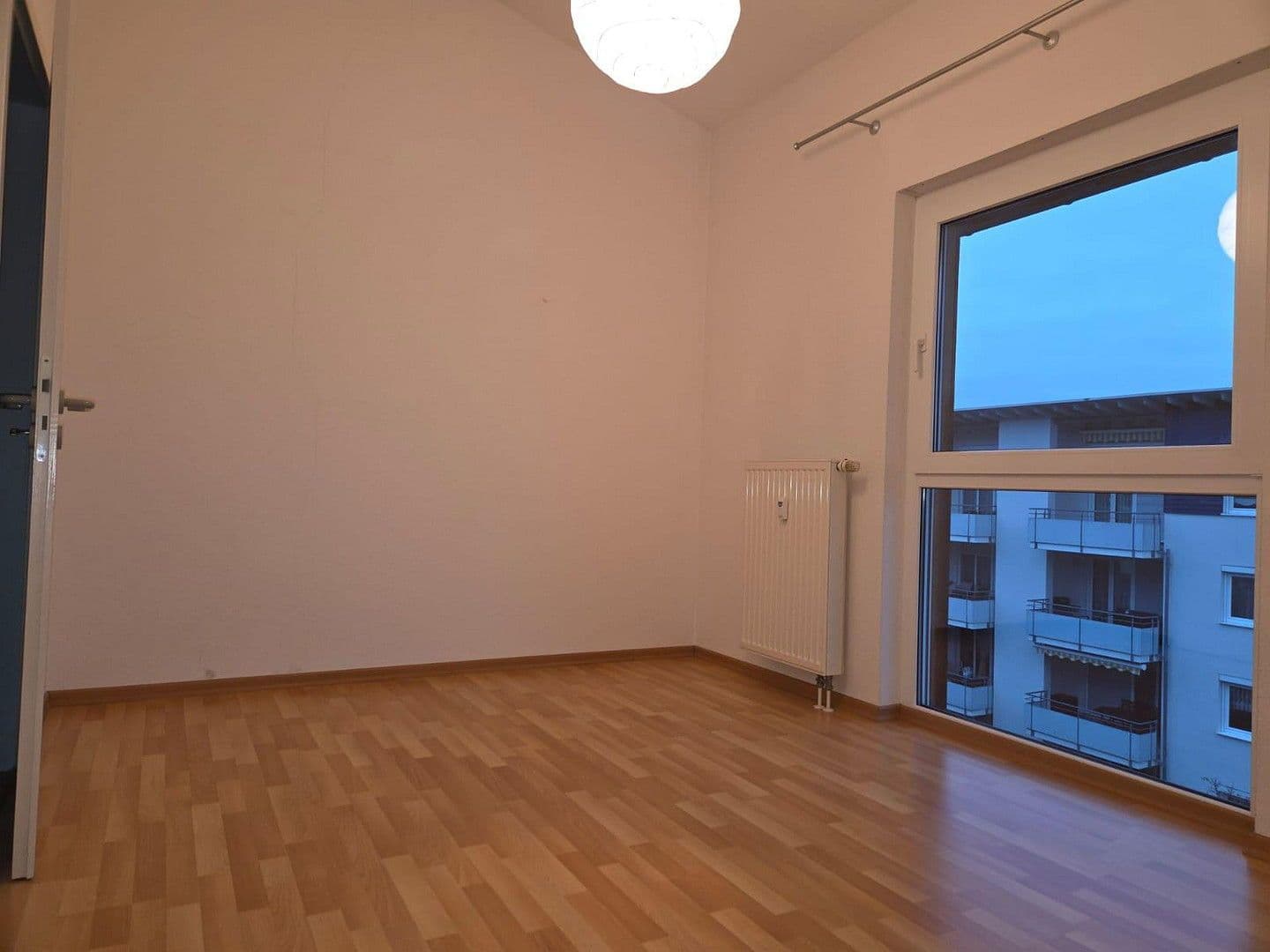 Pronájem bytu 3+kk 93 m², Ludwigsburg, Bádensko-Württembersko Pronájem bytu 3+kk 93 m², Ludwigsburg, Bádensko-Württembersko