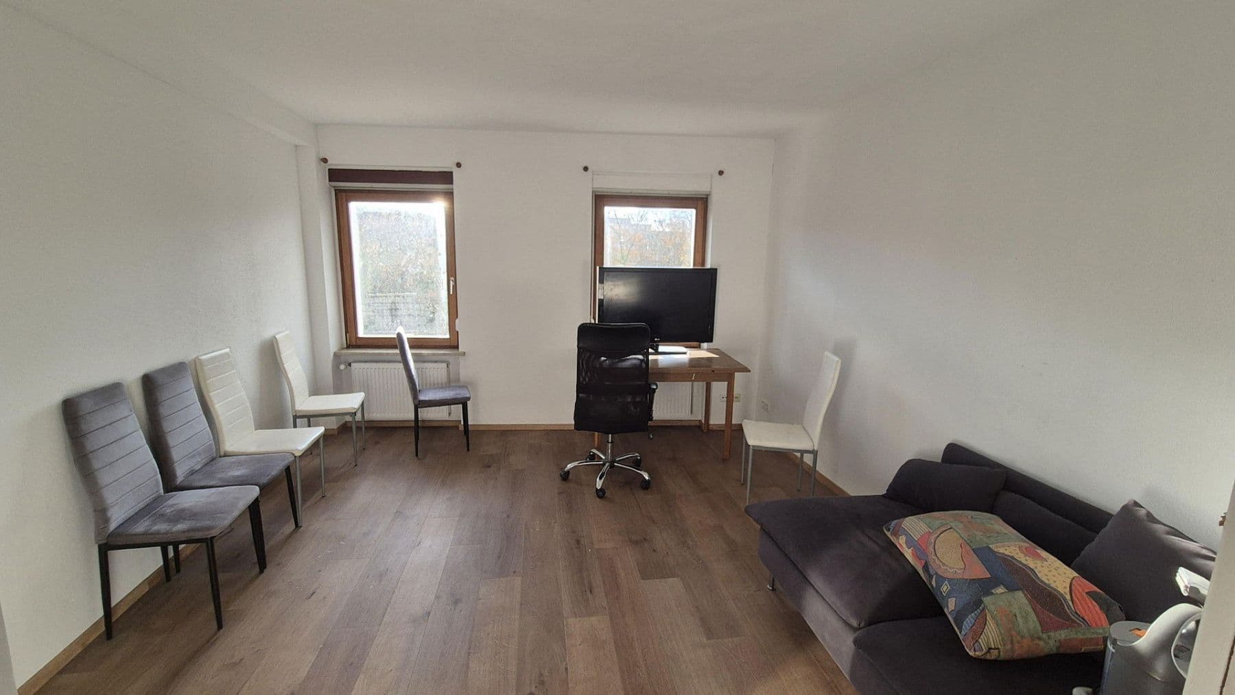 Prodej domu 155 m², pozemek 168 m², Pforzheim, Bádensko-Württembersko Prodej domu 155 m², pozemek 168 m², Pforzheim, Bádensko-Württembersko