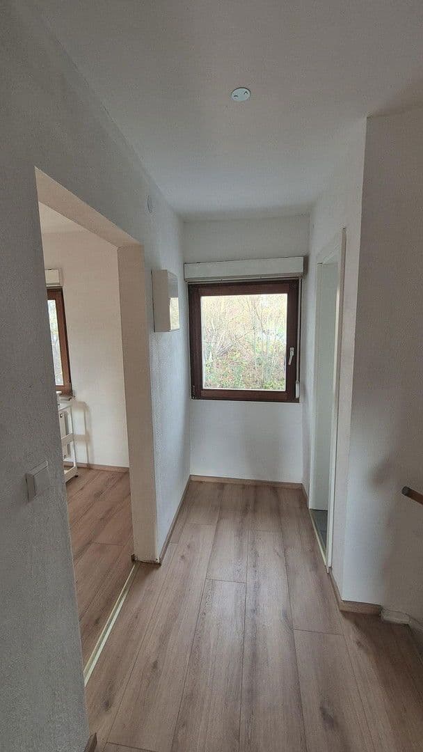 Prodej domu 155 m², pozemek 168 m², Pforzheim, Bádensko-Württembersko Prodej domu 155 m², pozemek 168 m², Pforzheim, Bádensko-Württembersko