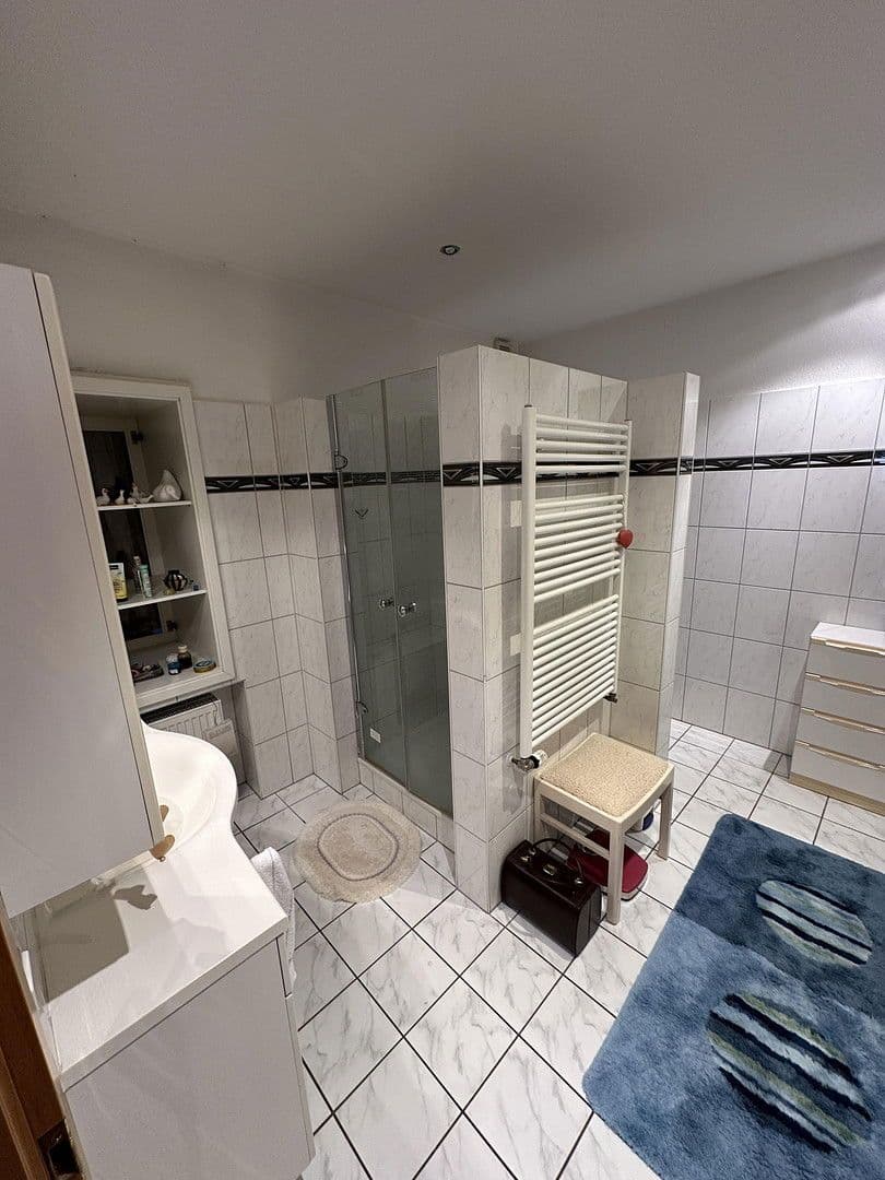 Prodej domu 326 m², pozemek 755 m², Neuenhaus, Dolní Sasko Prodej domu 326 m², pozemek 755 m², Neuenhaus, Dolní Sasko