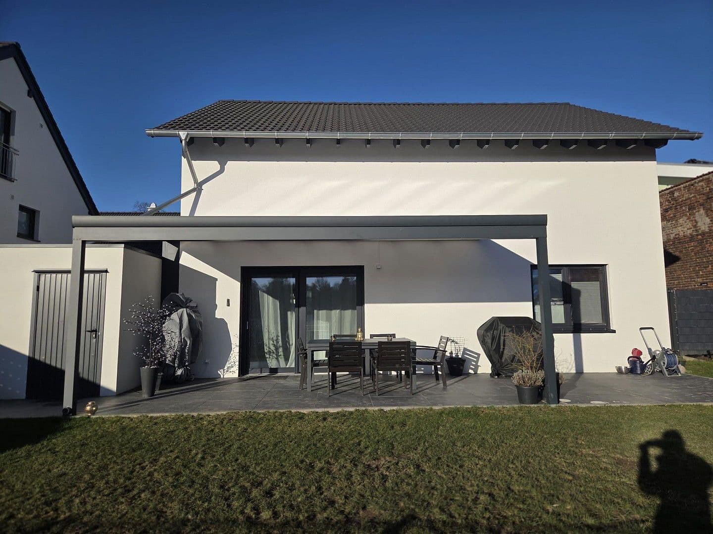 Prodej domu 130 m², pozemek 439 m², Solingen, Severní Porýní-Vestfálsko Prodej domu 130 m², pozemek 439 m², Solingen, Severní Porýní-Vestfálsko