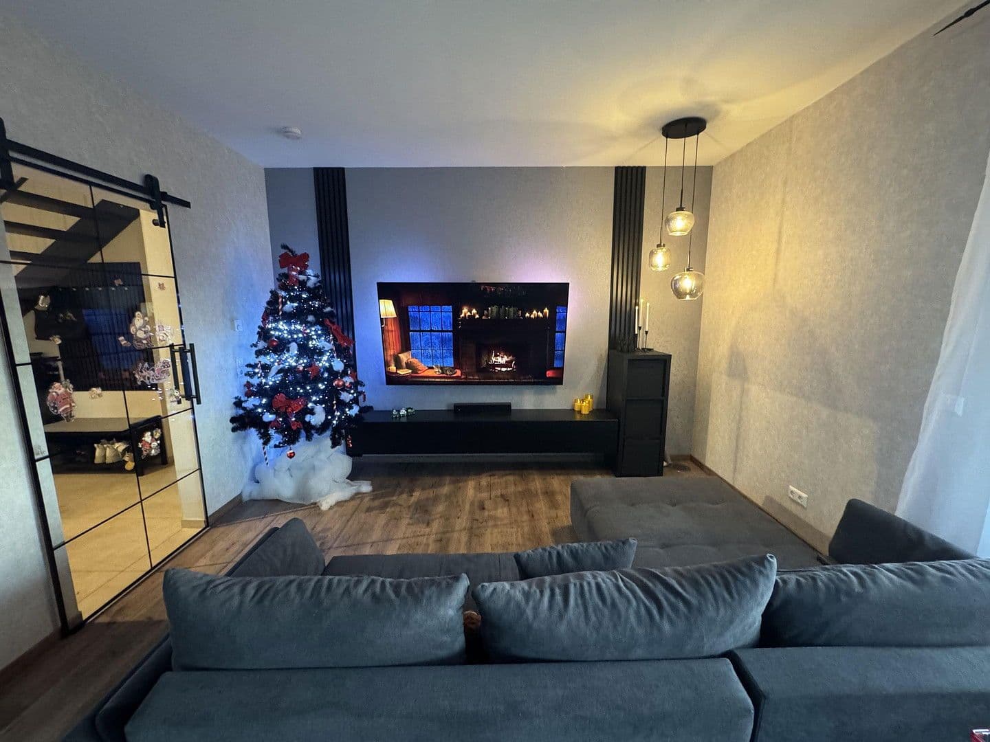 Prodej domu 130 m², pozemek 439 m², Solingen, Severní Porýní-Vestfálsko Prodej domu 130 m², pozemek 439 m², Solingen, Severní Porýní-Vestfálsko