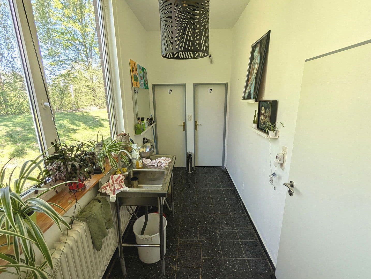 Pronájem nebytového prostoru 300 m², Oberzwehrener Straße 2-4, Baunatal, Hessen Pronájem nebytového prostoru 300 m², Oberzwehrener Straße 2-4, Baunatal, Hessen