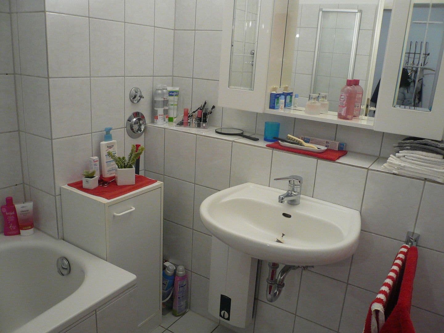 Pronájem bytu 2+1 69 m², Hauptstraße 284b, Heiligenhaus, Severní Porýní-Vestfálsko Pronájem bytu 2+1 69 m², Hauptstraße 284b, Heiligenhaus, Severní Porýní-Vestfálsko