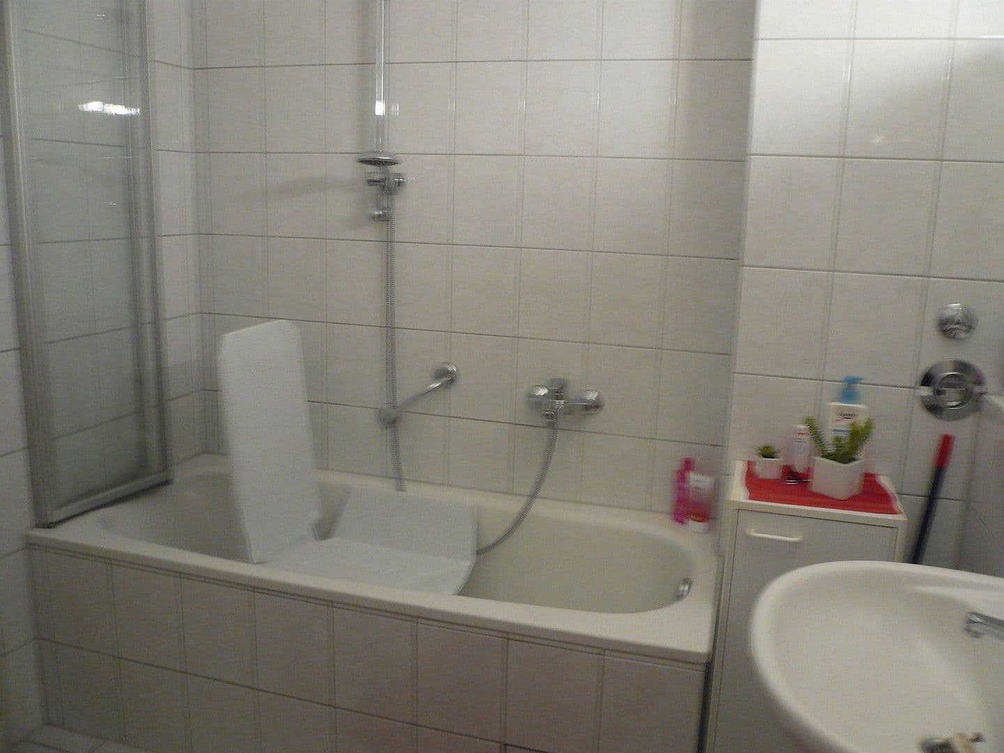 Pronájem bytu 2+1 69 m², Hauptstraße 284b, Heiligenhaus, Severní Porýní-Vestfálsko Pronájem bytu 2+1 69 m², Hauptstraße 284b, Heiligenhaus, Severní Porýní-Vestfálsko