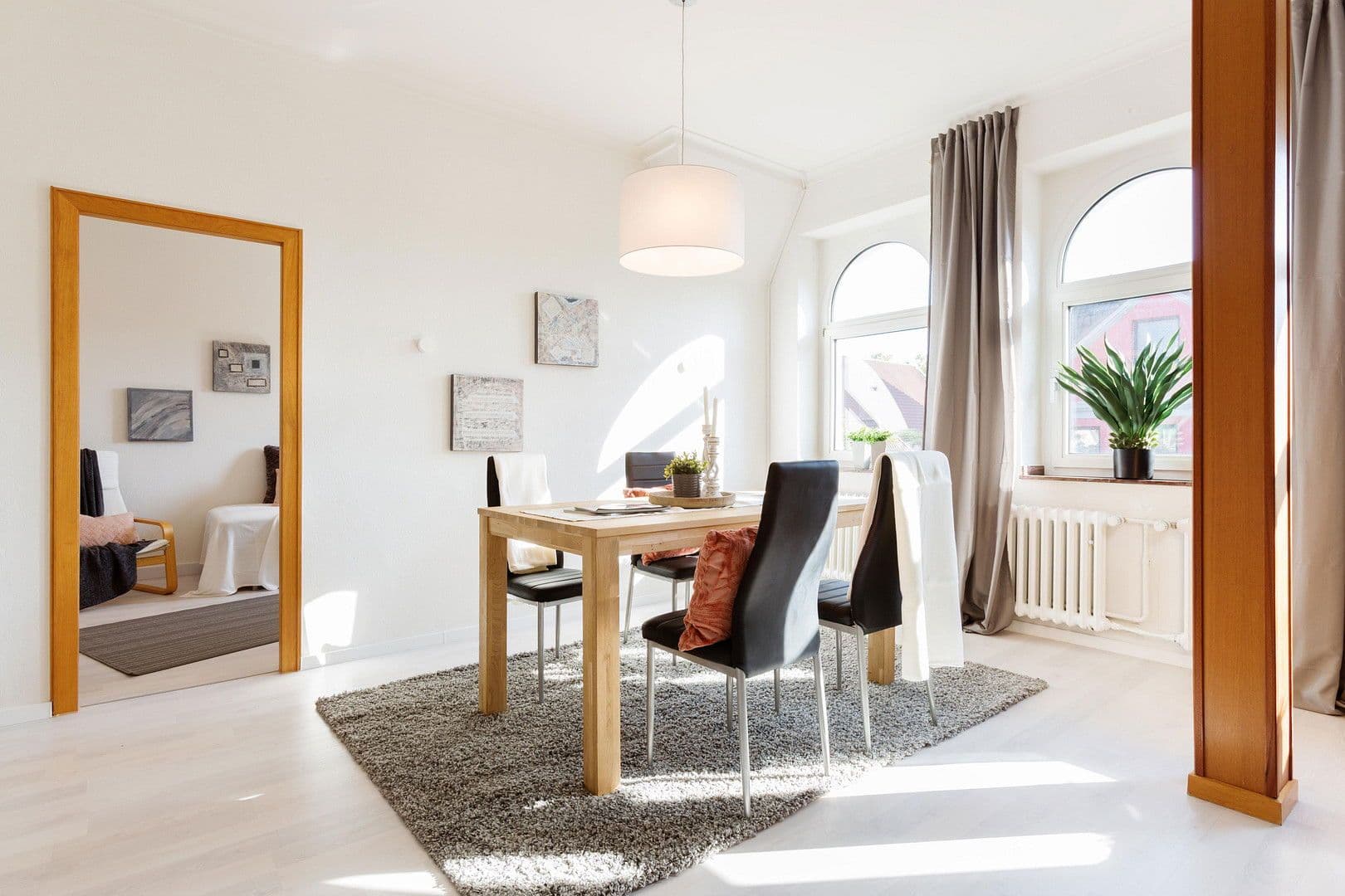 Pronájem bytu 3+1 82 m², Duisburg, Severní Porýní-Vestfálsko Pronájem bytu 3+1 82 m², Duisburg, Severní Porýní-Vestfálsko