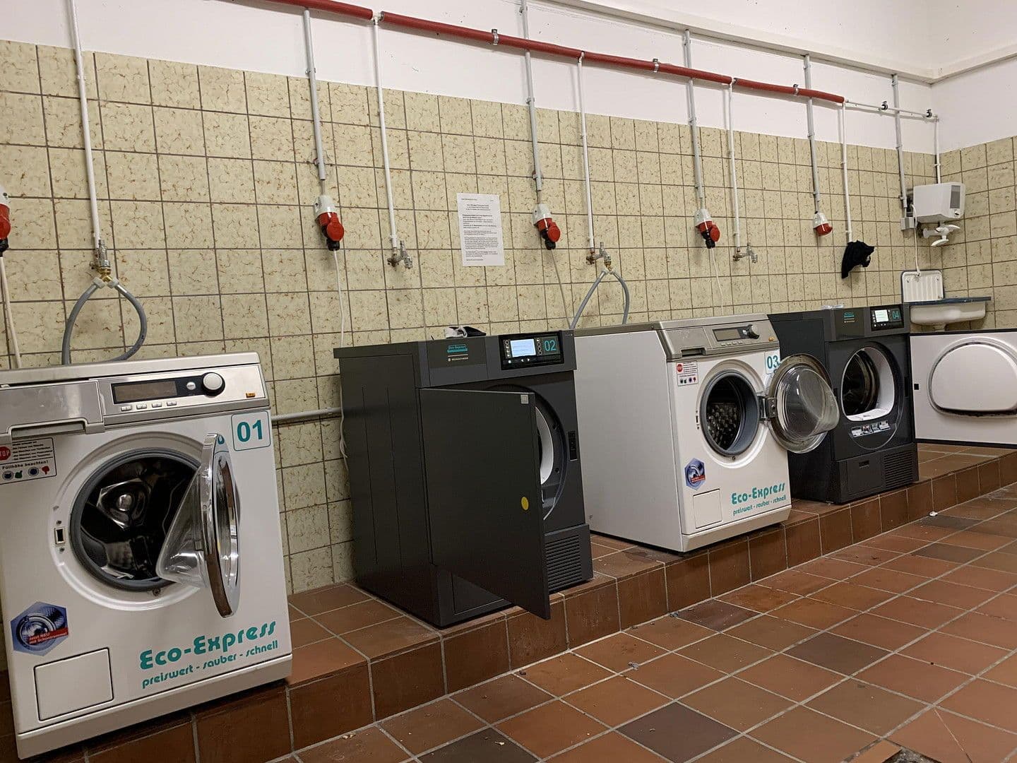 Prodej bytu 1+1 25 m², Rhöndorfer Straße 8, Köln, Severní Porýní-Vestfálsko Prodej bytu 1+1 25 m², Rhöndorfer Straße 8, Köln, Severní Porýní-Vestfálsko