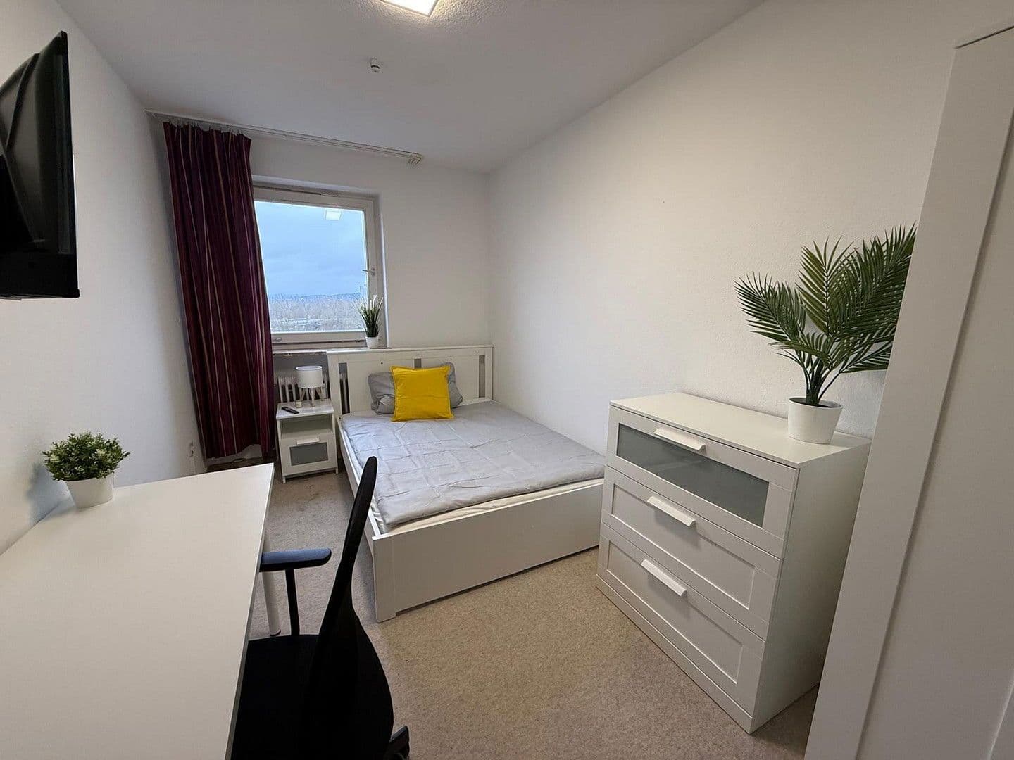 Pronájem bytu 3+1 79 m², Würzburger Ring 35, Erlangen, Bavorsko Pronájem bytu 3+1 79 m², Würzburger Ring 35, Erlangen, Bavorsko