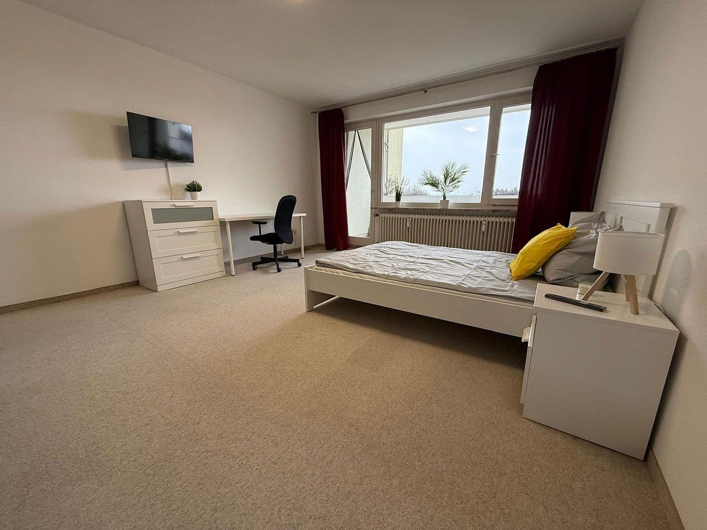 Pronájem bytu 3+1 79 m², Würzburger Ring 35, Erlangen, Bavorsko Pronájem bytu 3+1 79 m², Würzburger Ring 35, Erlangen, Bavorsko