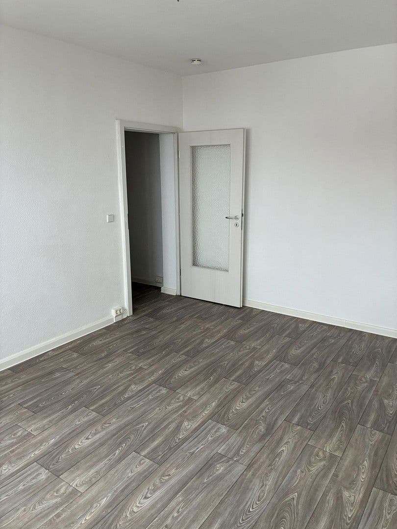 Pronájem bytu 25 m², Linzer Straße 43, Dessau-Roßlau, Sasko-Anhaltsko Pronájem bytu 25 m², Linzer Straße 43, Dessau-Roßlau, Sasko-Anhaltsko