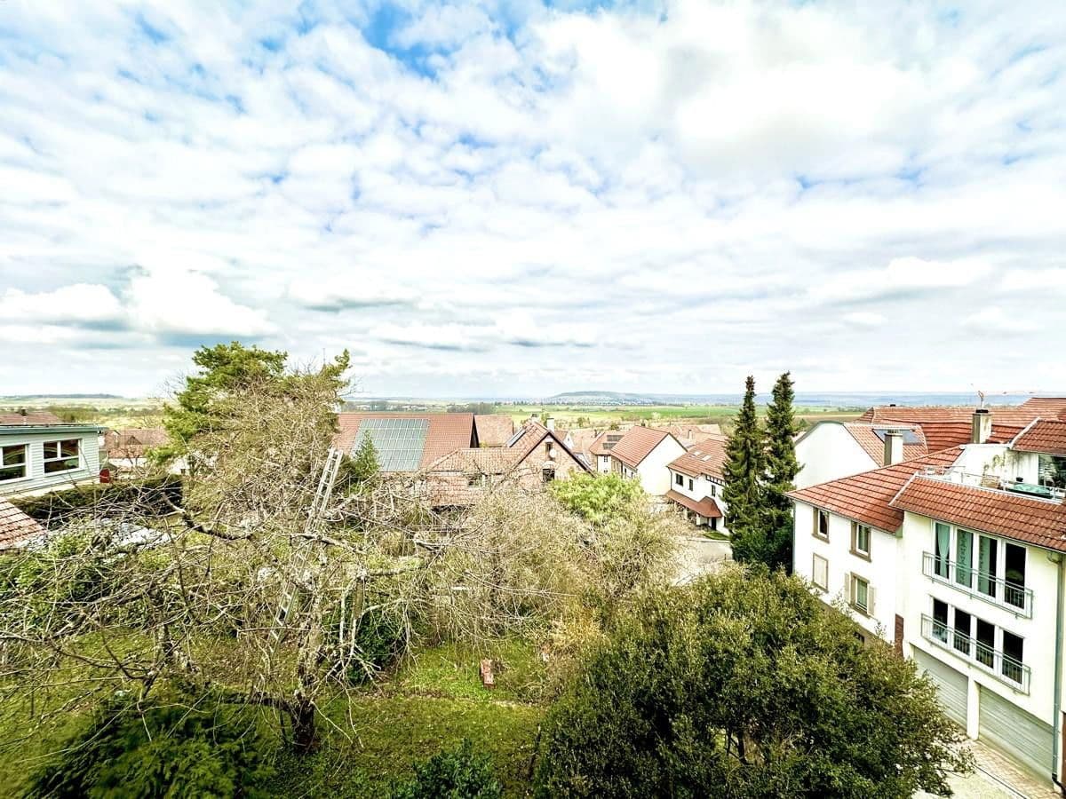 Pronájem bytu 3+1 91 m², Kieselbronn, Bádensko-Württembersko Pronájem bytu 3+1 91 m², Kieselbronn, Bádensko-Württembersko