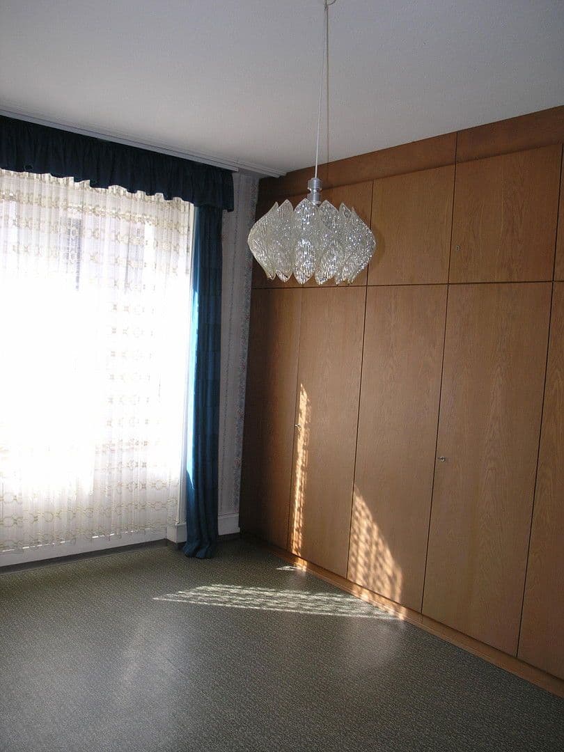 Pronájem bytu 4+kk 92 m², Bergstrasse 10, Lörrach, Bádensko-Württembersko Pronájem bytu 4+kk 92 m², Bergstrasse 10, Lörrach, Bádensko-Württembersko