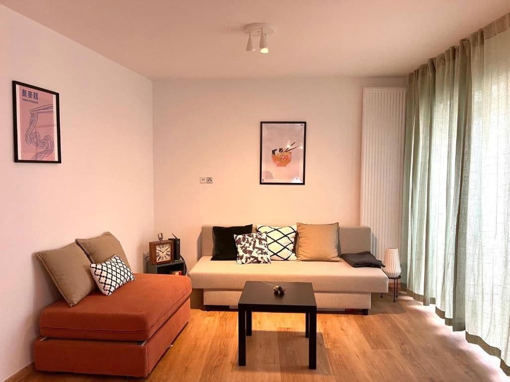 Pronájem bytu 3+1 69 m², Sophienstraße 6B, Stuttgart, Bádensko-Württembersko Pronájem bytu 3+1 69 m², Sophienstraße 6B, Stuttgart, Bádensko-Württembersko