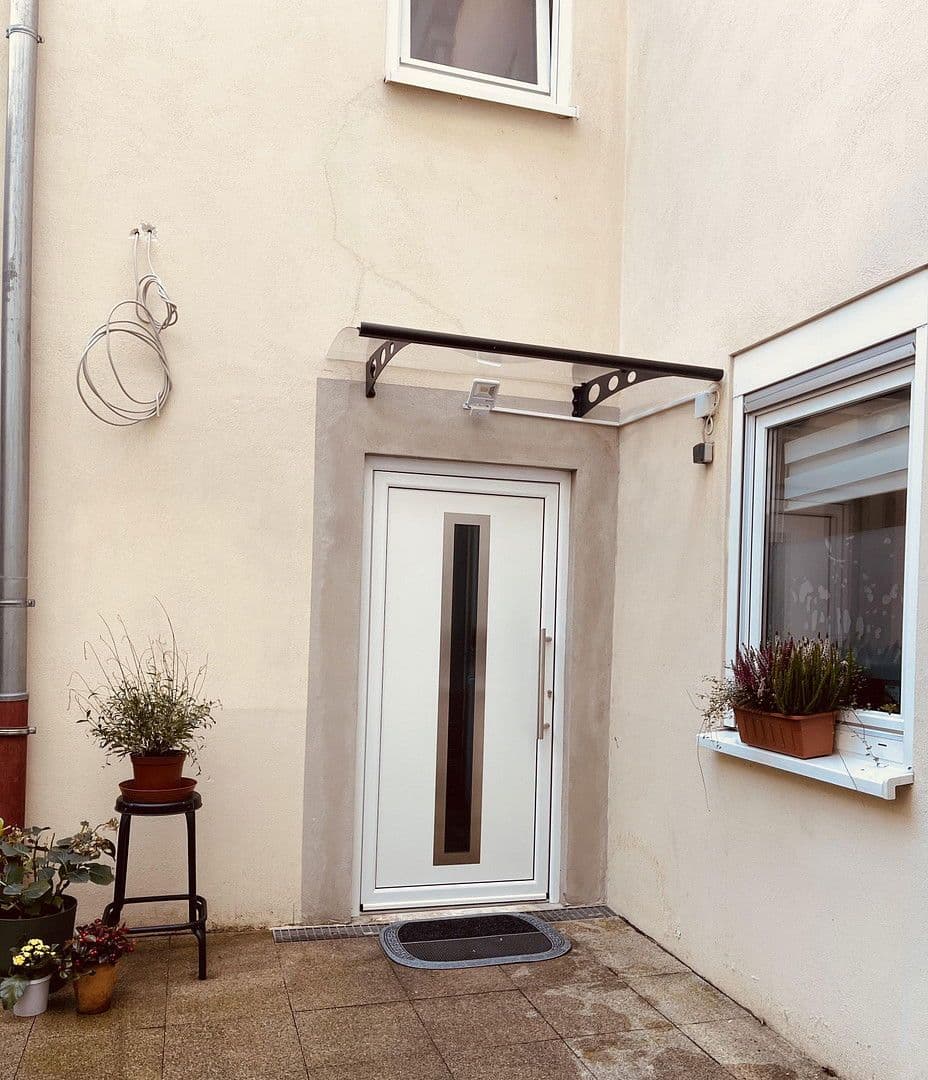 Pronájem bytu 3+1 69 m², Sophienstraße 6B, Stuttgart, Bádensko-Württembersko Pronájem bytu 3+1 69 m², Sophienstraße 6B, Stuttgart, Bádensko-Württembersko