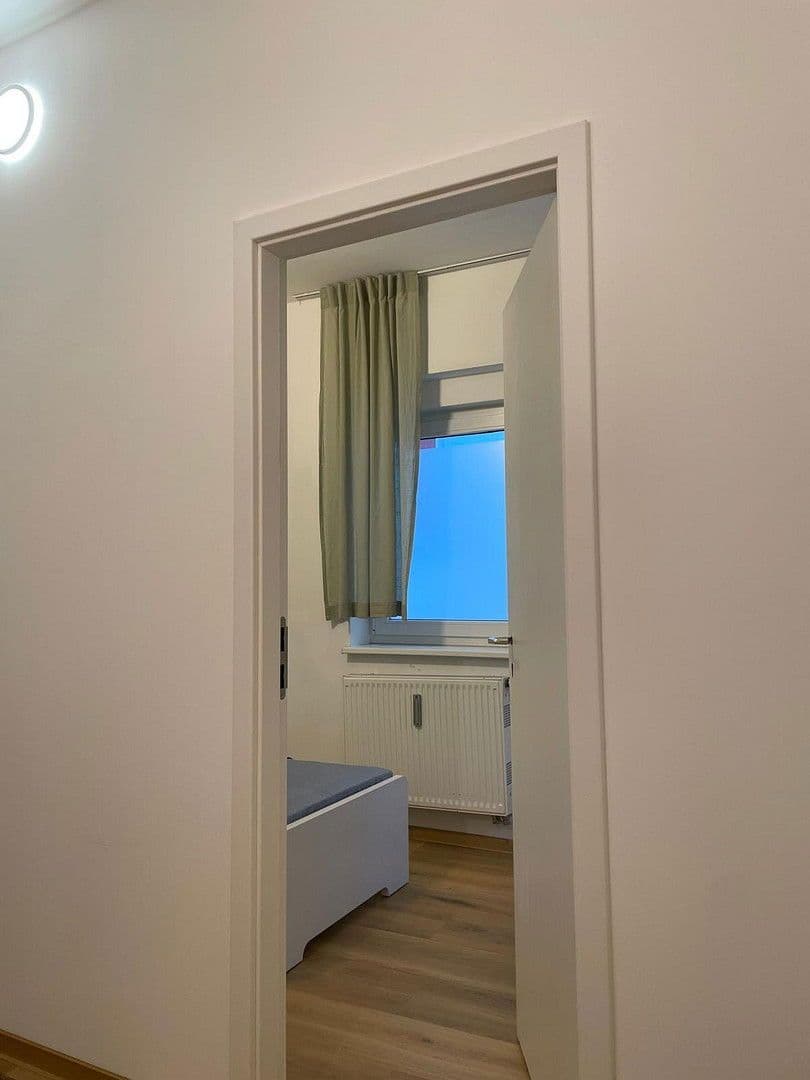 Pronájem bytu 3+1 69 m², Sophienstraße 6B, Stuttgart, Bádensko-Württembersko Pronájem bytu 3+1 69 m², Sophienstraße 6B, Stuttgart, Bádensko-Württembersko